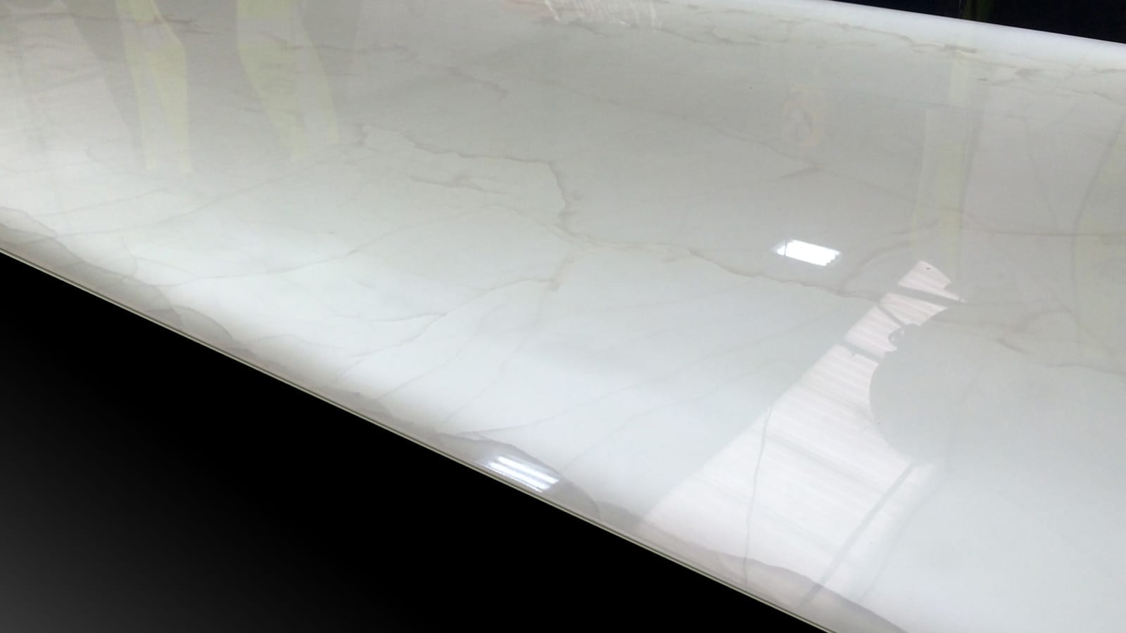 panel of translucent stone from grama blend uk