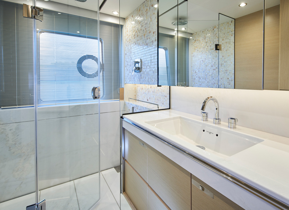 lightweight marble bathroom via grama blend uk