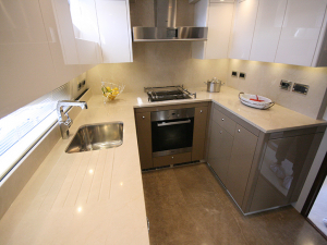 Crema Marfil Galley Top 1