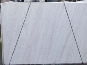 egeo ondulato slab of lightweight stone from grama blend uk