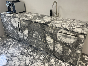Invisble grey kitchen unit