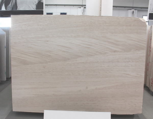 slab of mocca cream stone from grama blend uk
