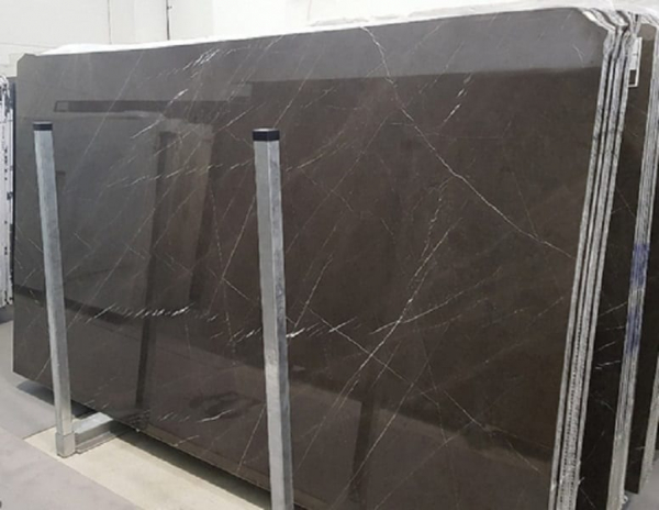 slab of pietra grey stone from grama blend uk