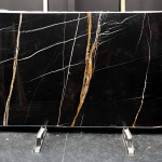 Sahara-Noir-Slab-2-1.jpg