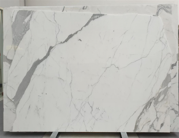statuario extra slab of white stone via grama blend uk