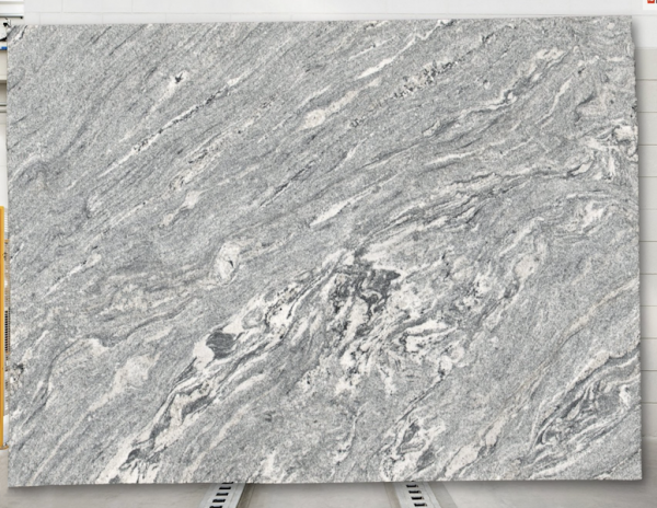 white slab of viscont from grama blend uk