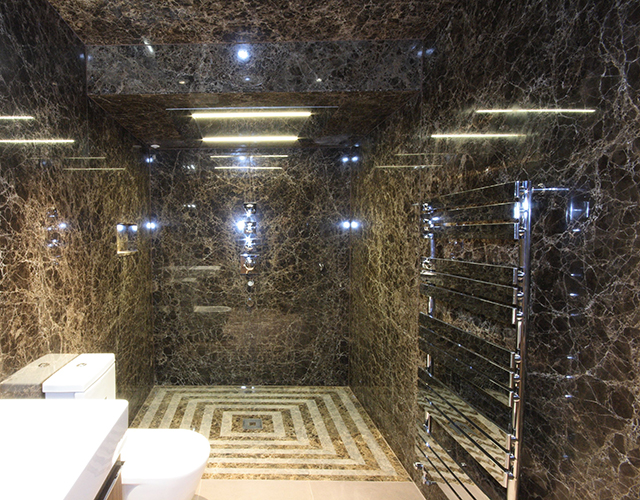 Emperadordarkbathroom dark emperador marble bathroom from grama blend uk