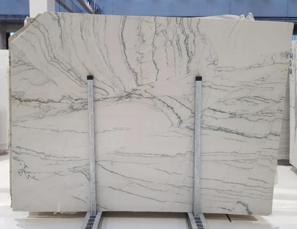 White Macaubas slab 4