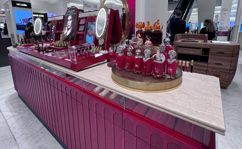 Retail Stone Display